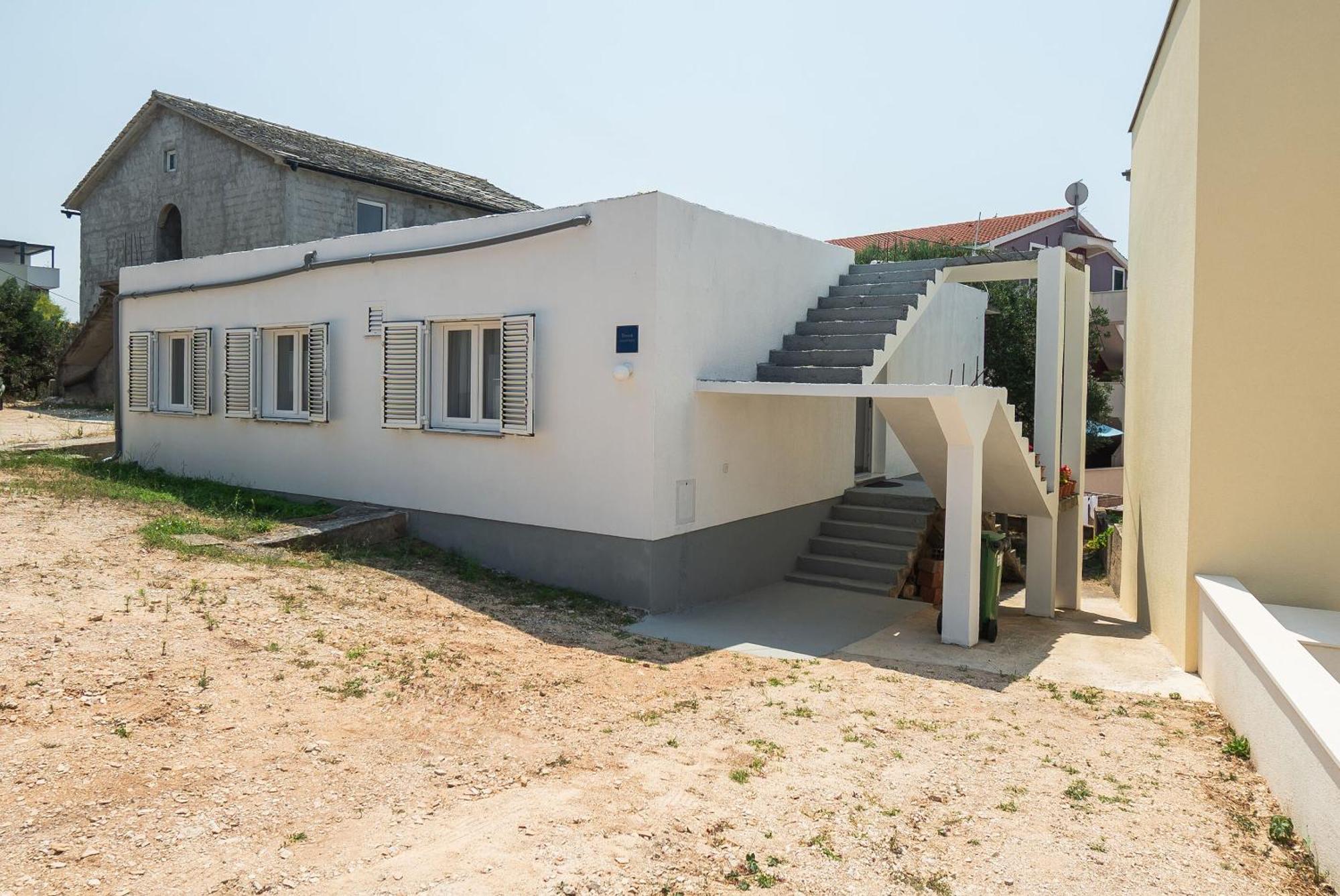 Apartment Ljuba Primosten Exterior photo